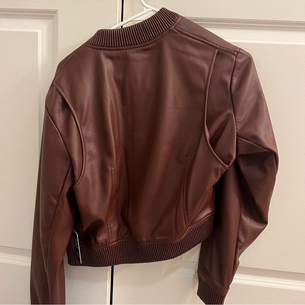 Leather jacket - Picture 2 of 3